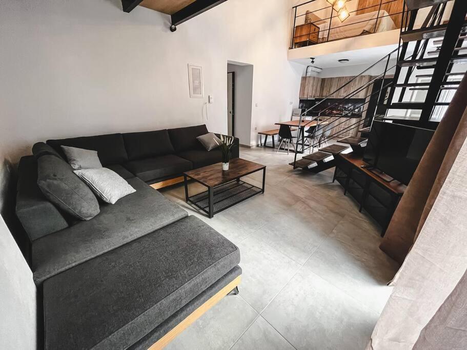 Escala Double Loft 1 & Parking In The City Center Volos Eksteriør bilde